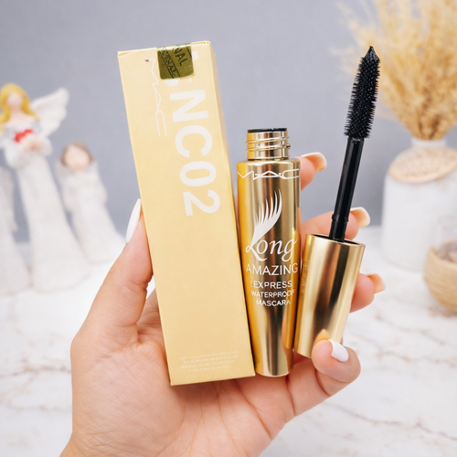 NC02 Long Amazing Express Waterproof Mascara* * Longer, Fuller Lashes in Seconds!*